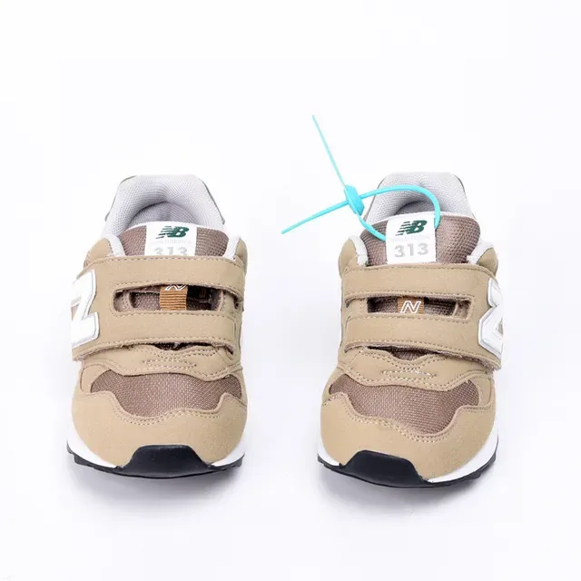 New Balance 574 银金属 Velcro 带 生活方式运动鞋 19
