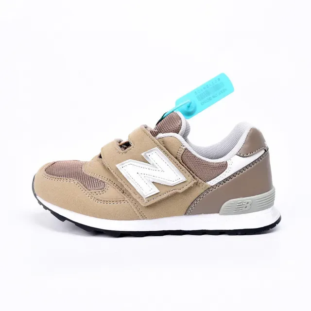 New Balance 574 银金属 Velcro 带 生活方式运动鞋 21