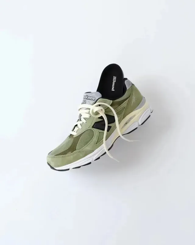 न्यू बैलेंस 990 Olive Green सुड और मेश लाइफस्टाइल स्नीकर्स 2