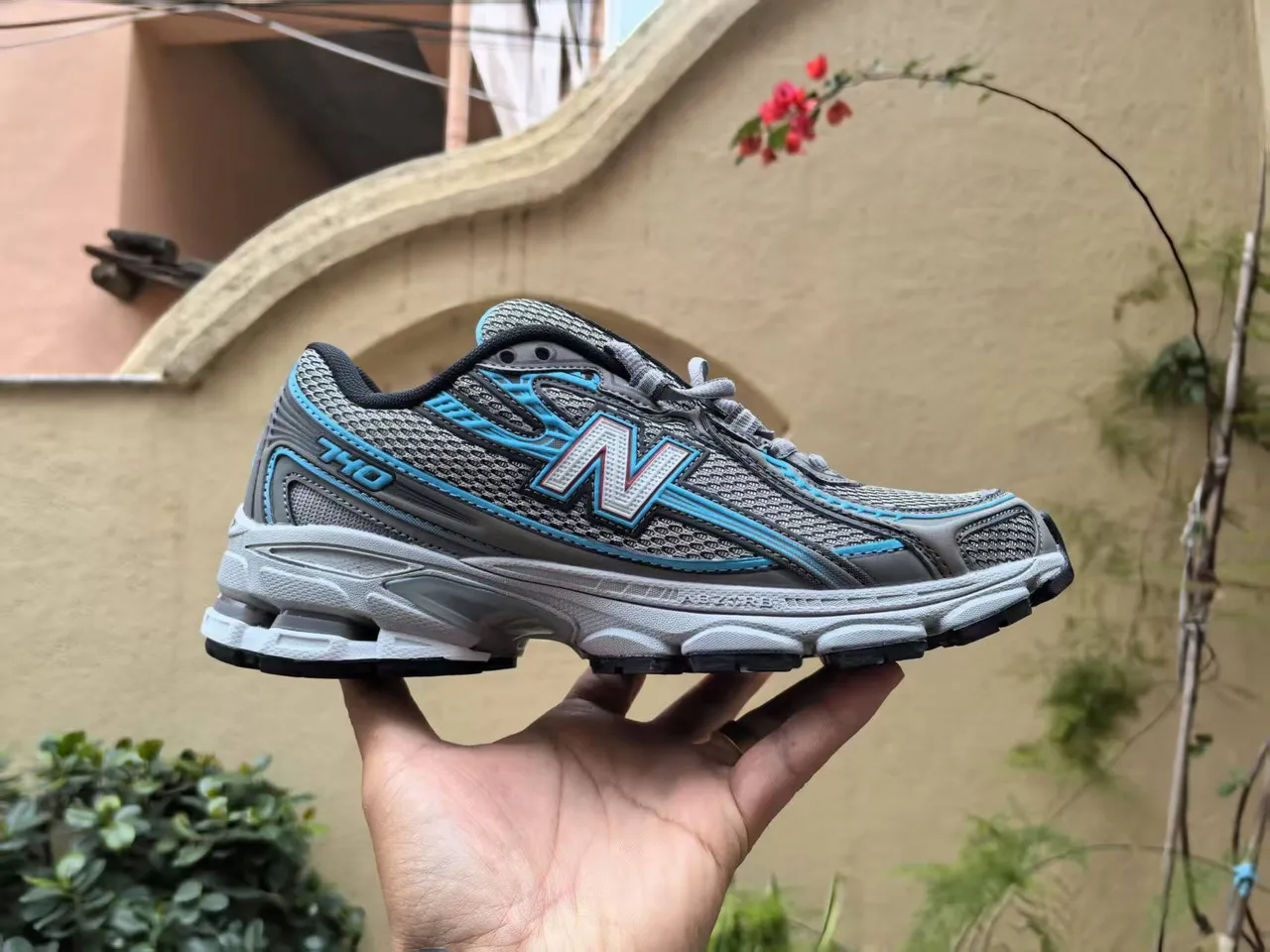 New Balance Cinza Rosa Malha Superior Franja de Acento Tênis de Corrida 12