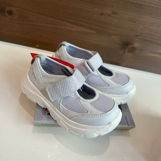 New Balance Kids Mary Jane Strap Mesh Lifestyle Sneakers 21