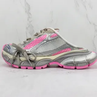 New Balance Silver Pink Chunky Layered Sole Metallic Mesh And Synthetic Upper Sneakers