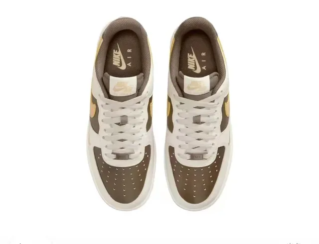 Nike Air Force 1 Low Bege Marrom Dourado Tênis Lifestyle 4