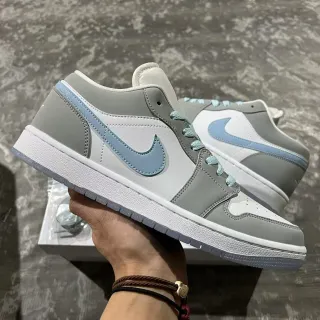 Nike Air Jordan 1 Low رمادي وأزرق شاحب حذاء أسلوب حياة