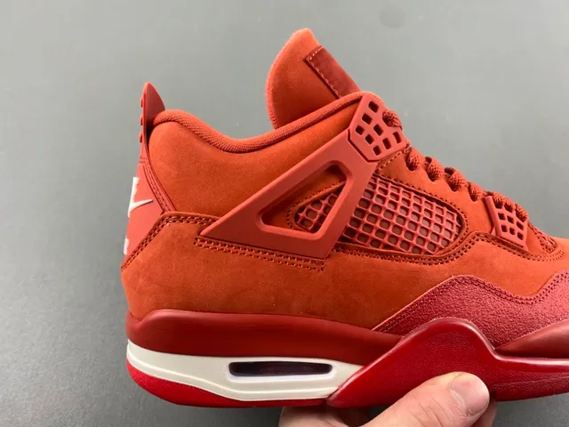 Nike Air Jordan 4 红色麂皮篮球鞋 3
