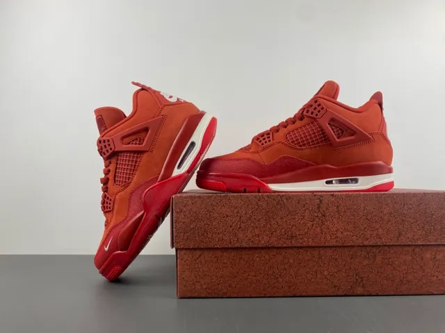 Nike Air Jordan 4 红色麂皮篮球鞋 14