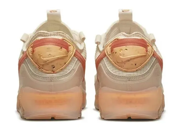Nike Air Max 90 Off-White Coral 生活风格运动鞋 3