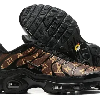 Nike إير ماكس بلس مونوغرام بني أسود أسلوب حياة سنيكرز