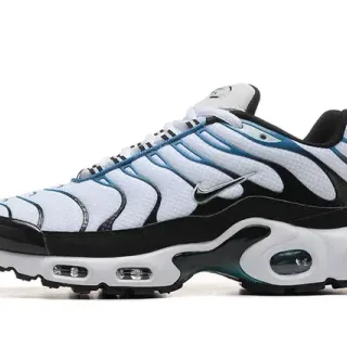 Nike Air Max Plus أبيض أسود أزرق فاتح حذاء رياضي نمط حياة