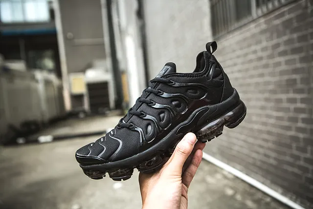 Nike Air VaporMax Plus Black Monochrome Lifestyle Sneakers 11