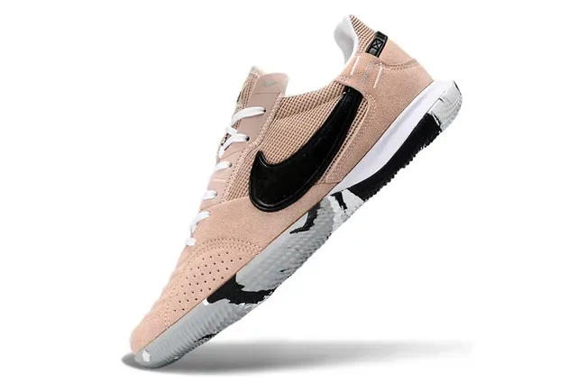 Nike Zapatillas Beige Negro Low-Top Perforadas Suede-Mesh Upper 3