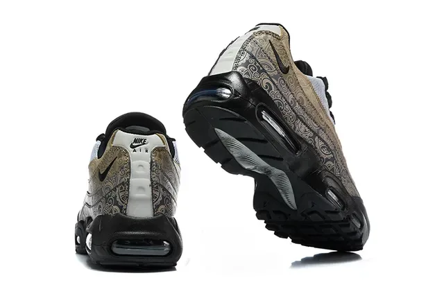 Nike Black Blue Multi-Panel Mesh And Synthetic Upper Visible Segmented Air Cushioning Lifestyle Sneakers 21