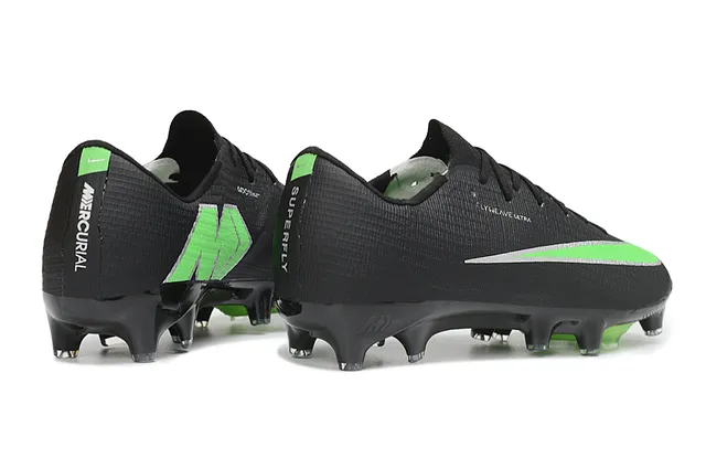 Nike 黑色绿色 飞织针织鞋面 霓虹强调条纹 碎钉足球鞋 6