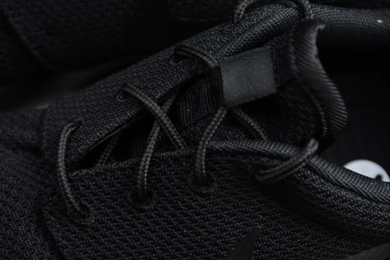 Nike Black Knit Mesh Upper One-Piece Foam Sole Lifestyle Sneakers 6
