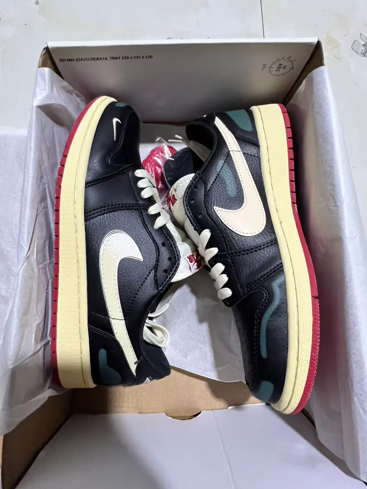 Nike Dunk Low Black Cream Red Lifestyle Sneakers 9