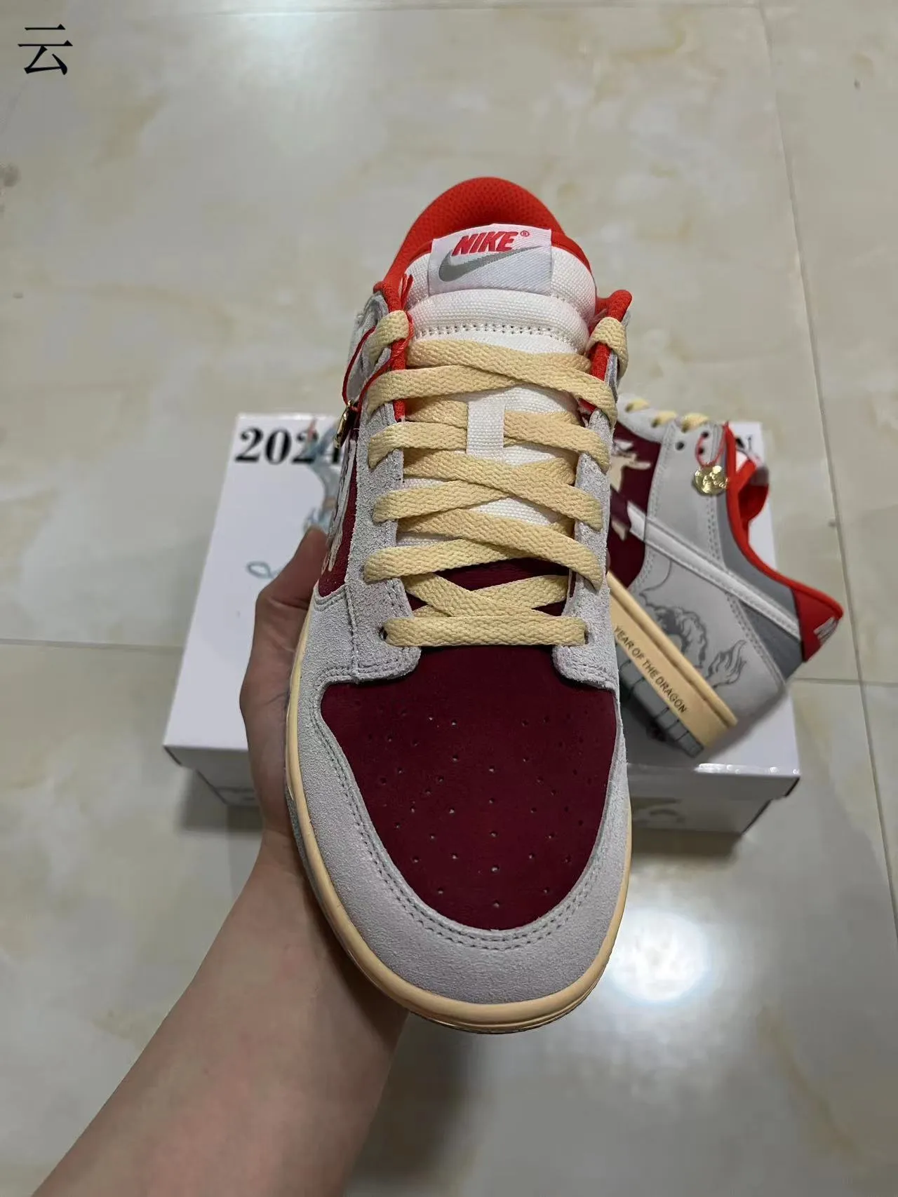 Nike Dunk Low 龙年 酒红色灰色 滑板鞋 10