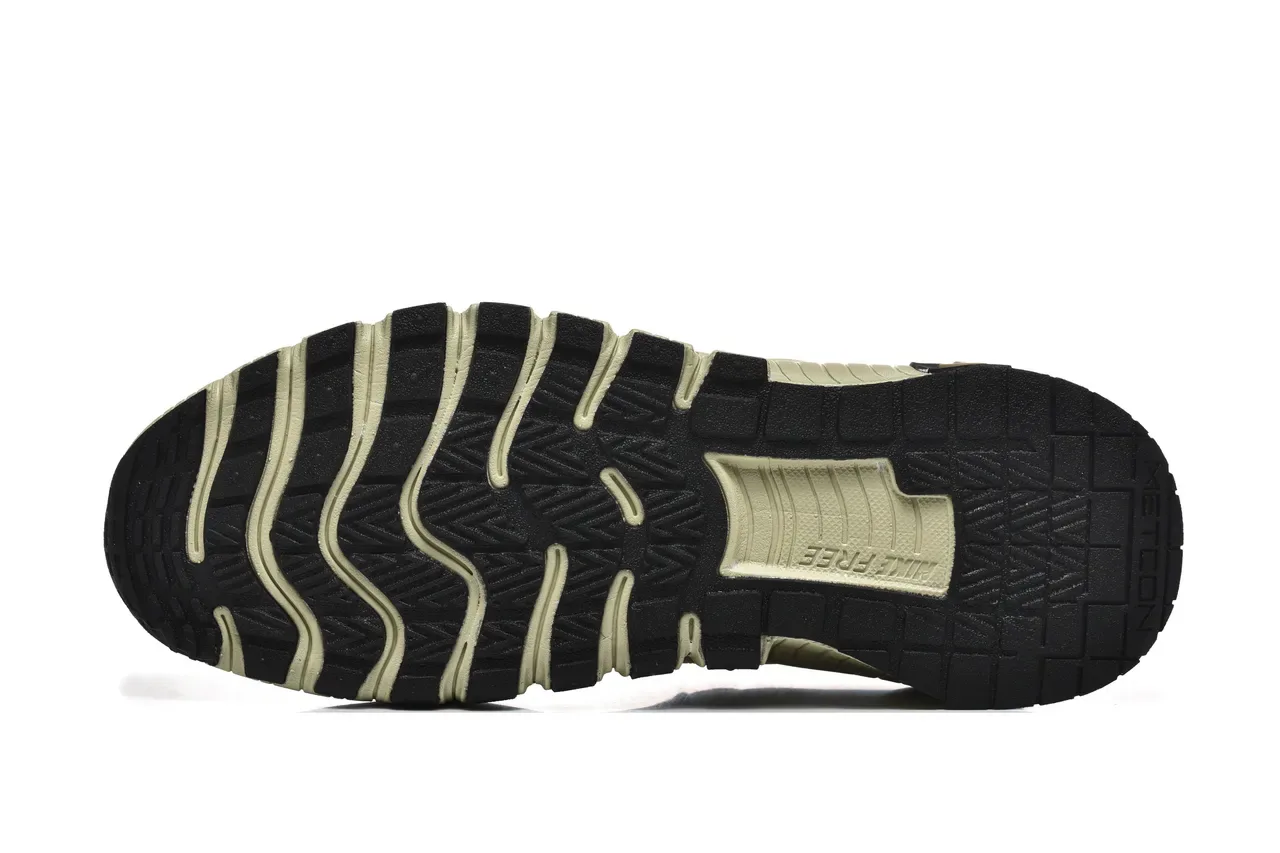 Nike Free RN 米色和黑色生活方式运动鞋 5