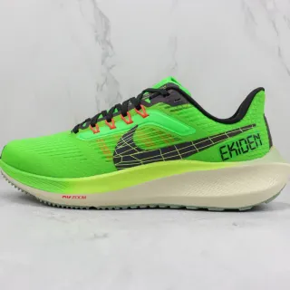 Nike Green Black इंजीनियर निट अपर फुल लेंथ ज़ूमएक्स फोम रनिंग शूज