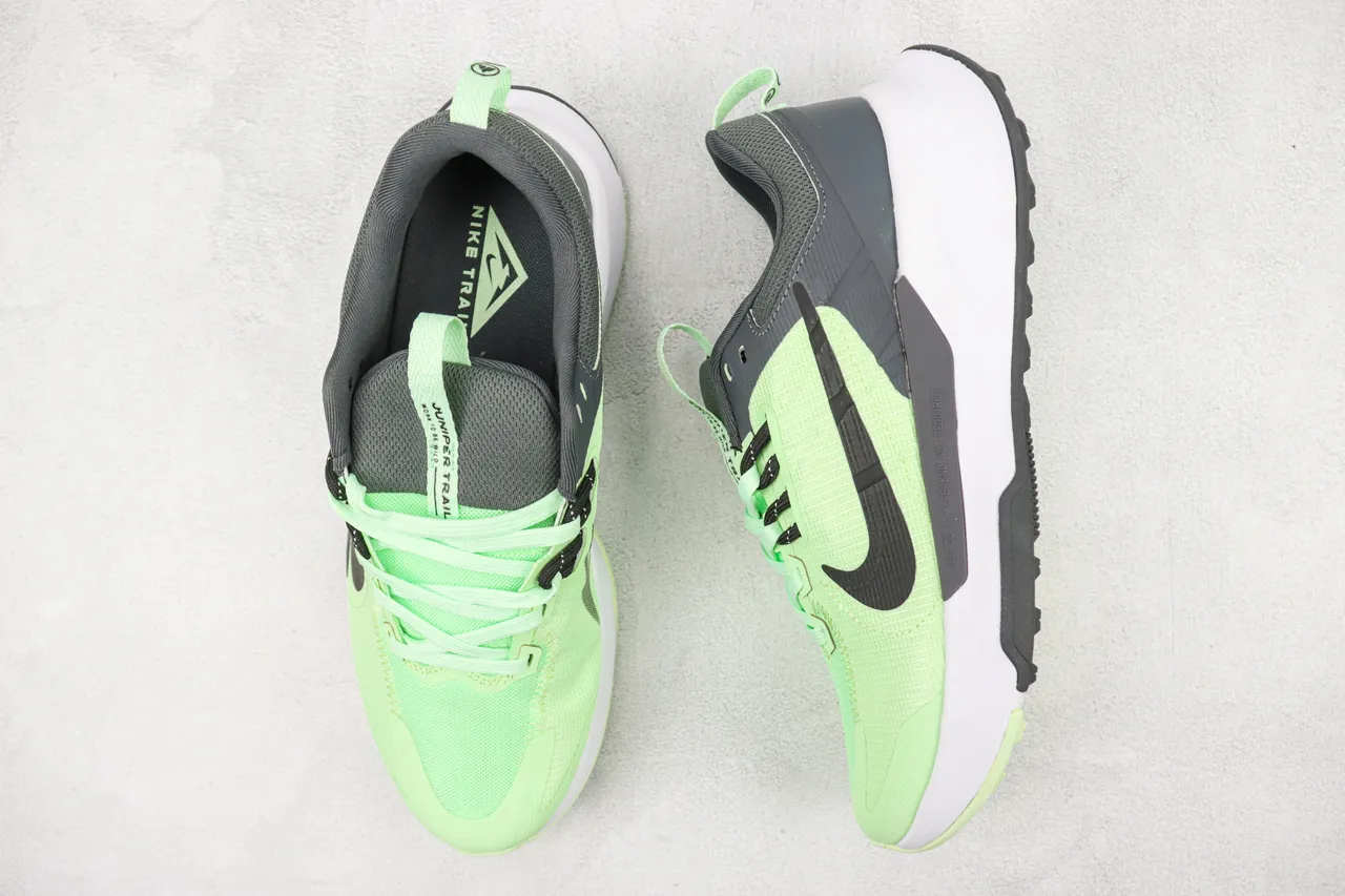 Nike Verde Cinza Malha Superior Camadas de Superposição Sintética Tênis de Corrida 3