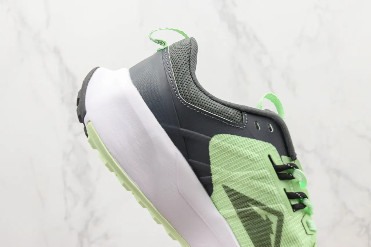 Nike Verde Cinza Malha Superior Camadas de Superposição Sintética Tênis de Corrida 5
