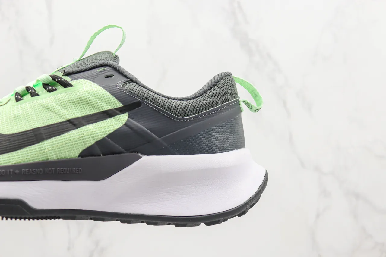 Nike Verde Cinza Malha Superior Camadas de Superposição Sintética Tênis de Corrida 7