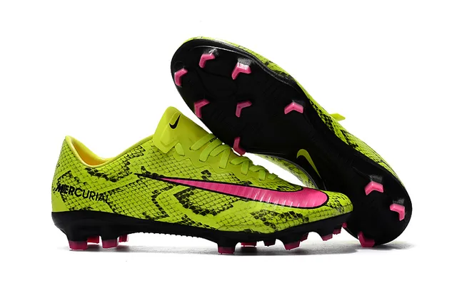 Nike Mercurial Vapor Black White Yellow أحذية كرة القدم على أرض صلبة 3