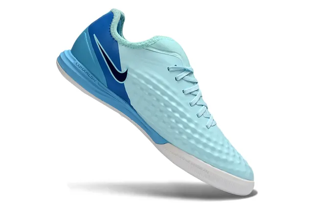 Nike Zapatos de fútbol indoor de punta baja azul multicolor con parte superior gradiente 2