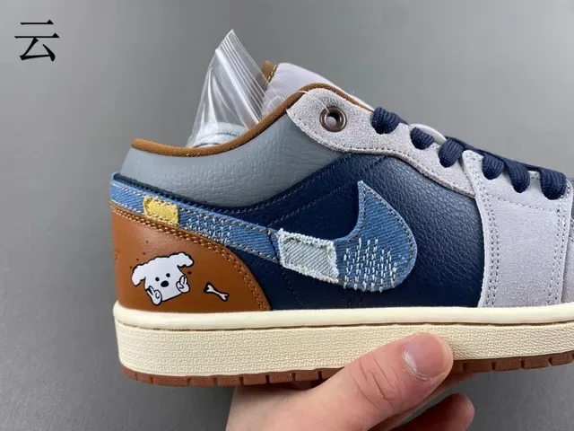 Nike Sneakers Lifestyle Navy Gray Patchwork Upper Denim-Textured Swoosh 3