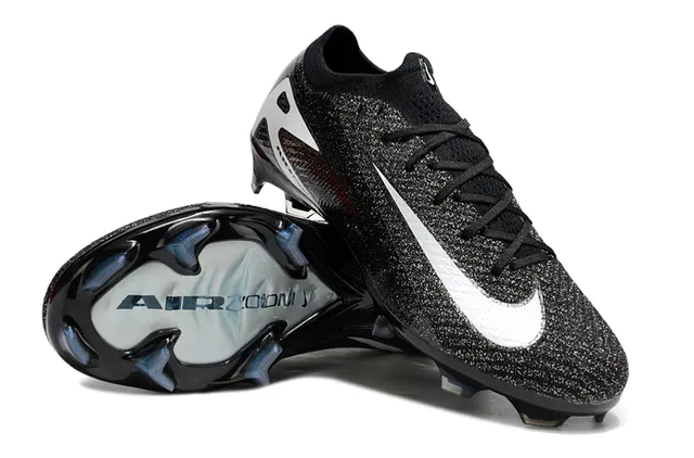 Nike Phantom GT 黑白 低帮 袜套领 醒目 Swoosh 钉地 足球鞋 4
