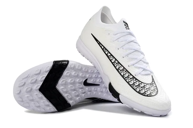 Nike Phantom GT Turf White Black avec motif Swoosh Turf Soccer Shoes 6