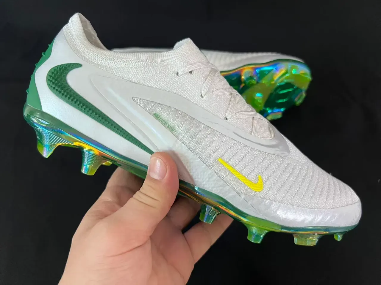 Nike Phantom GT Zapatos de Fútbol Blanco Verde Amarillo Iridiscente Firm Ground 11
