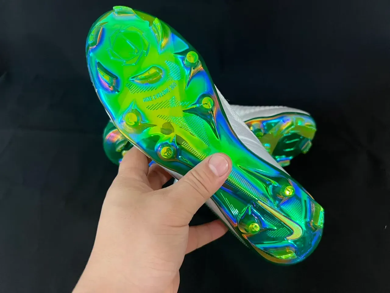 Nike Phantom GT Zapatos de Fútbol Blanco Verde Amarillo Iridiscente Firm Ground 16