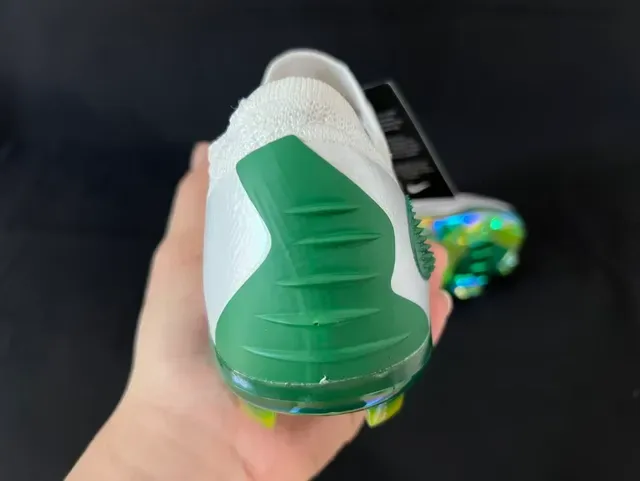 Nike Phantom GT Zapatos de Fútbol Blanco Verde Amarillo Iridiscente Firm Ground 17