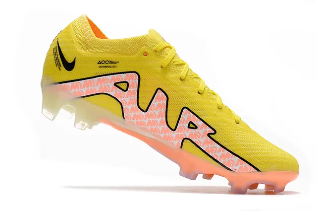 Nike Phantom GT Yellow Orange Flyknit Upper Translucent Sole Firm-Ground Soccer Shoes 3
