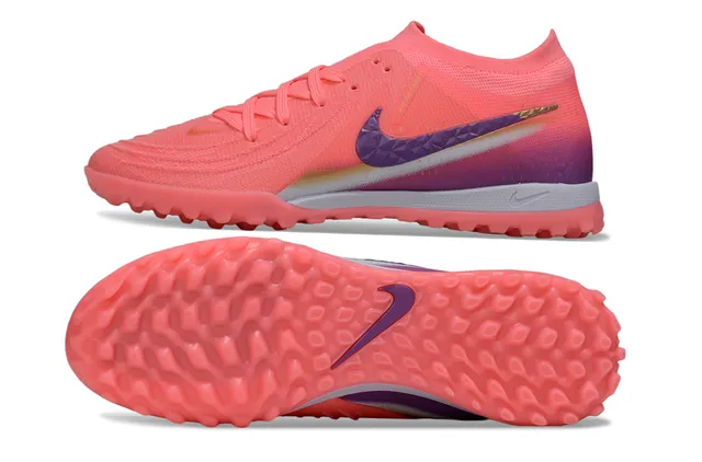 Nike Sapatos de futebol para grama com upper de malha rosa roxa, overlay de Swoosh facetado 6