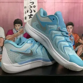 حذاء رياضي Nike React Vapor أزرق جليدي منخفض المستوى للملاعب