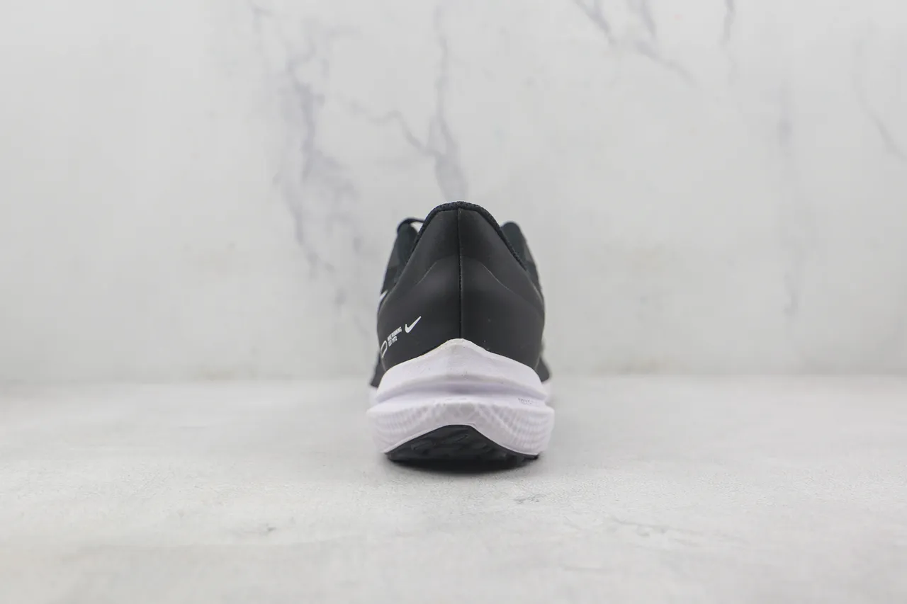 Nike Running Shoe Black and White Running Shoes 8