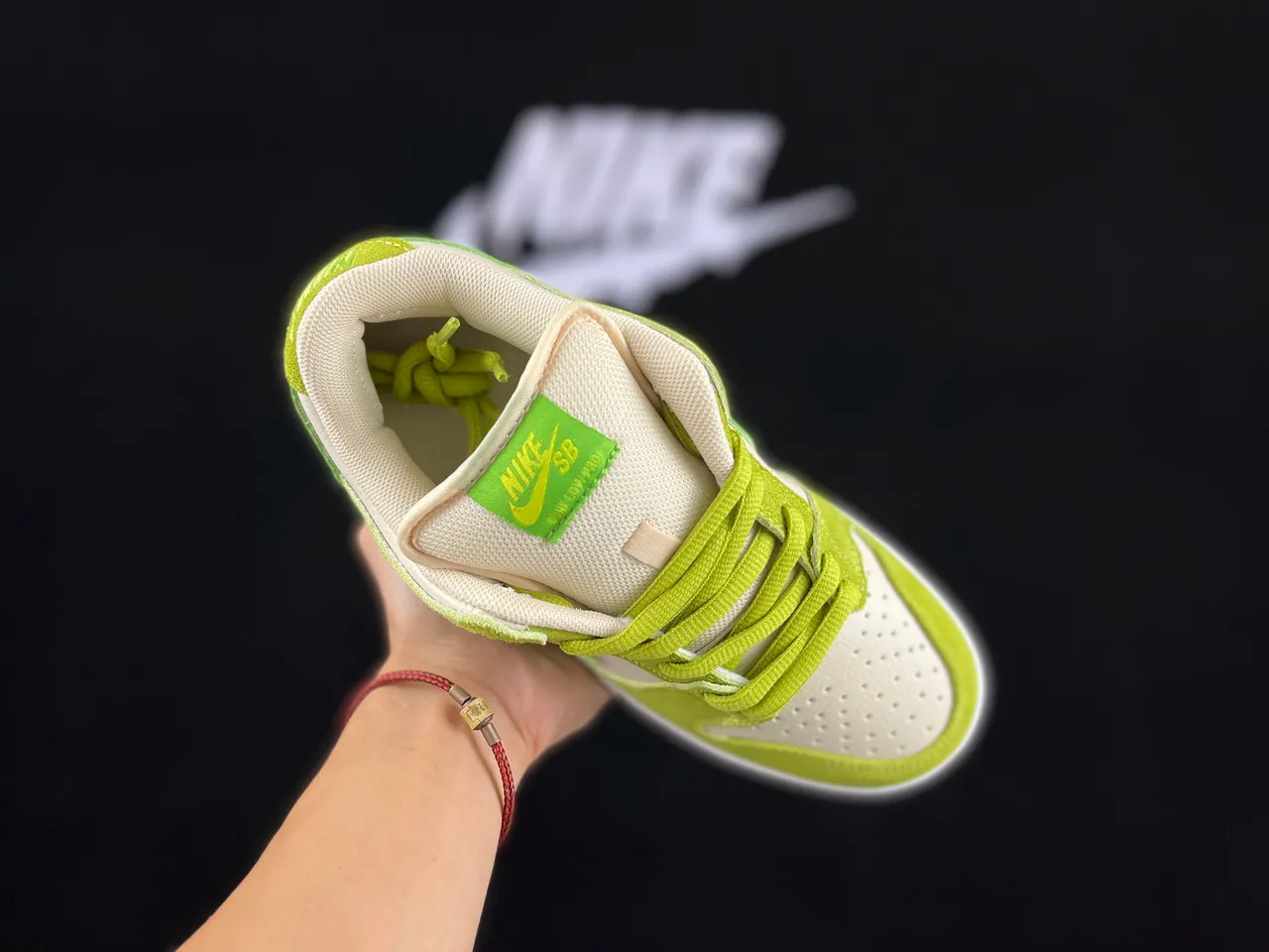 নাইক SB Dunk Low লাইম গ্রিন এবং ক্রিম স্কেটবোর্ড শুজ 2