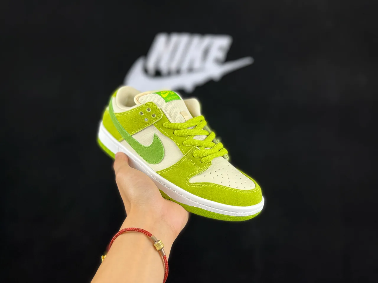 নাইক SB Dunk Low লাইম গ্রিন এবং ক্রিম স্কেটবোর্ড শুজ 8