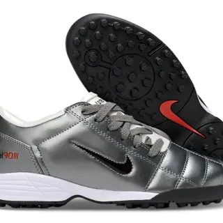 Nike Total 90 III 银红色草地足球鞋