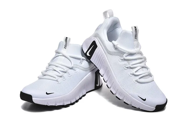 Nike White and Black Ribbed Midsole Lifestyle Sneaker 3