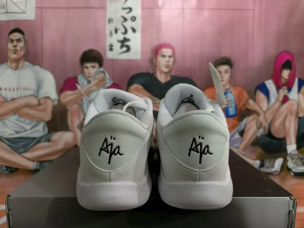 Nike White and Black Sculpted Midsole Lifestyle Sneakers 4