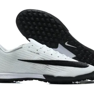 Nike blanc et noir Flyweave haut Chevron overlay turf chaussures de football