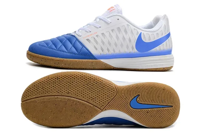Nike Blanco Azul Capuchón acolchado Panel lateral malla diamante Zapatos de fútbol indoor 4