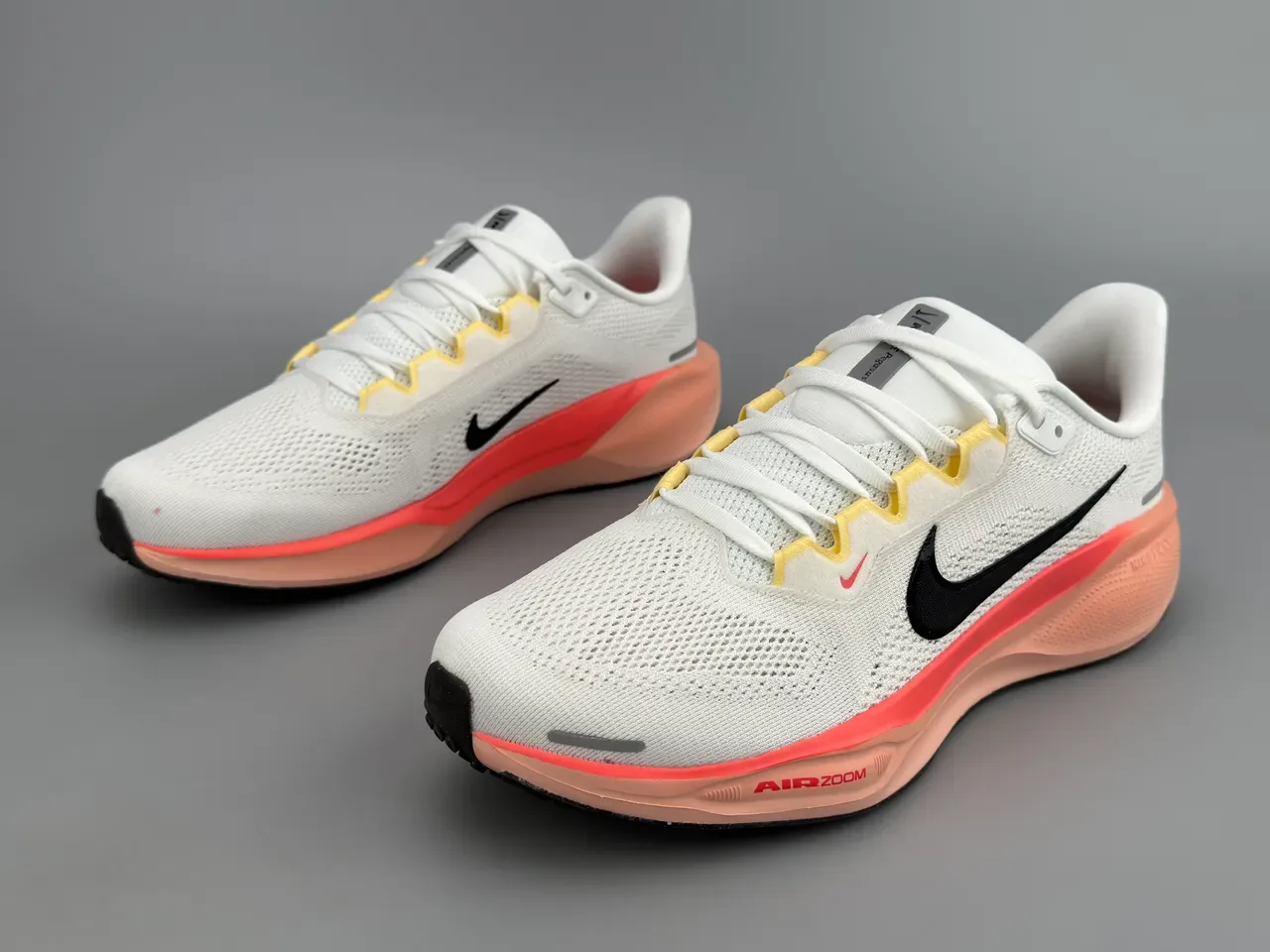 Nike White Pink Engineered Mesh Upper Air Zoom + React Midsole Running Shoes 5