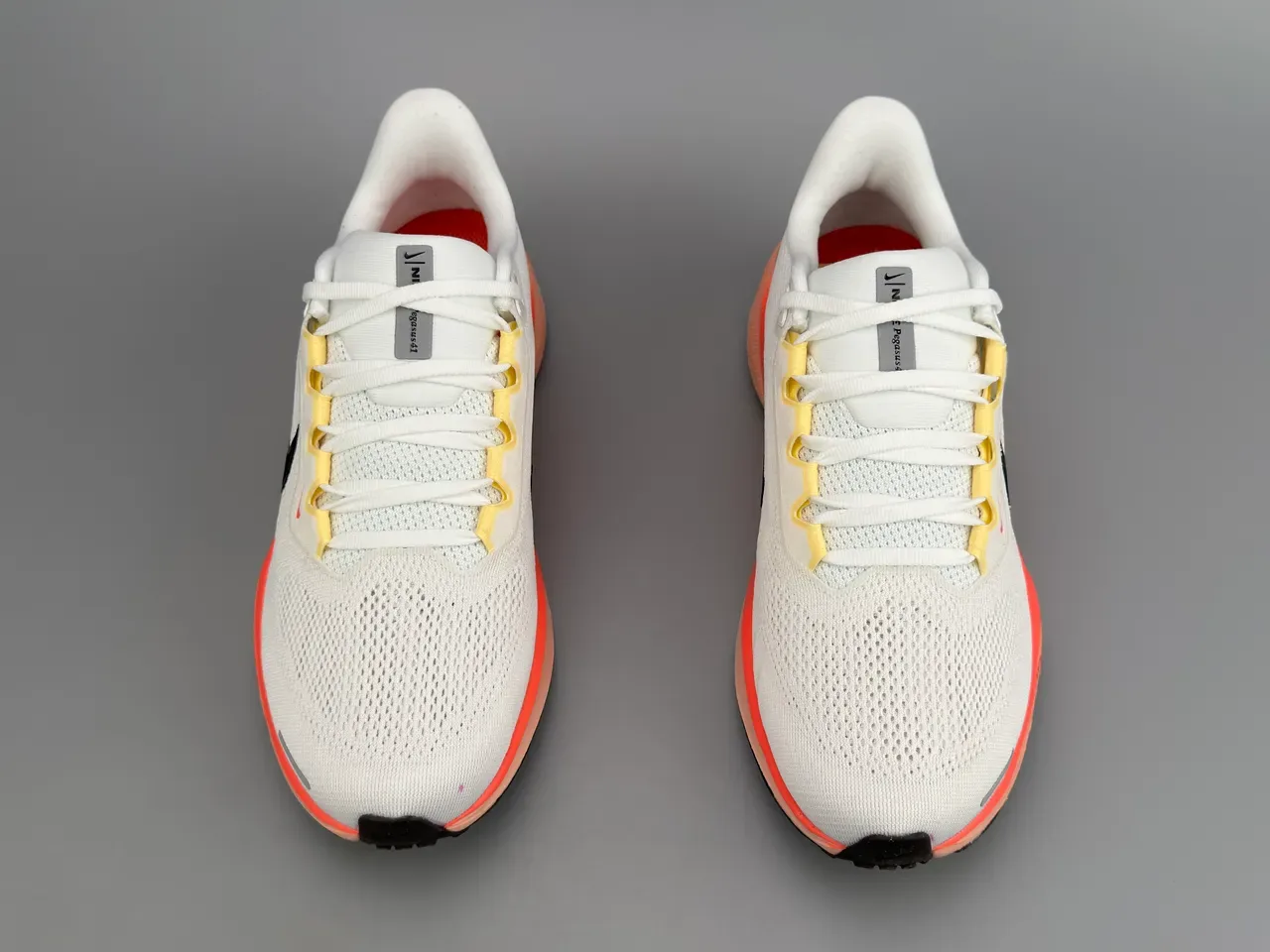 Nike White Pink Engineered Mesh Upper Air Zoom + React Midsole Running Shoes 9