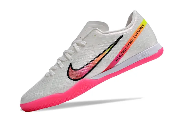 Nike Zapatos de fútbol indoor blanco y rosa low-top de upper sintético de malla 3