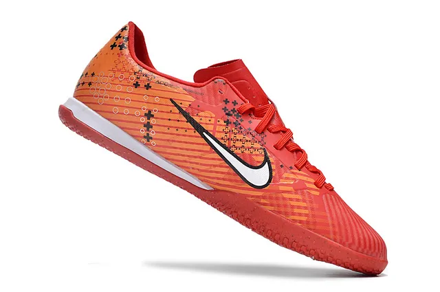 Nike Zapatos de fútbol indoor blanco y rosa low-top de upper sintético de malla 8