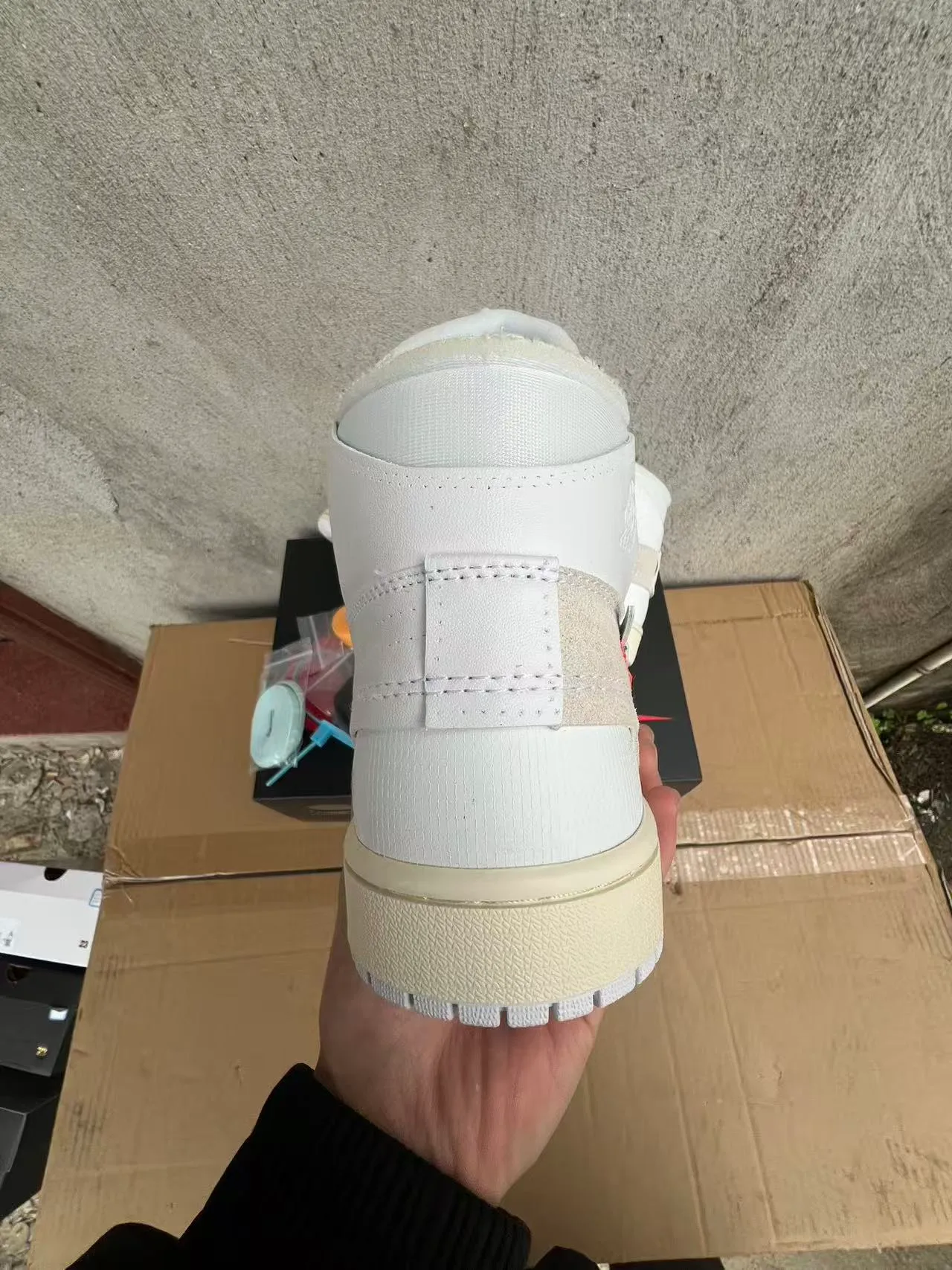 Tênis de Basquete Nike x Off-White Air Jordan 1 Branco Industrial Zip-Tie 8