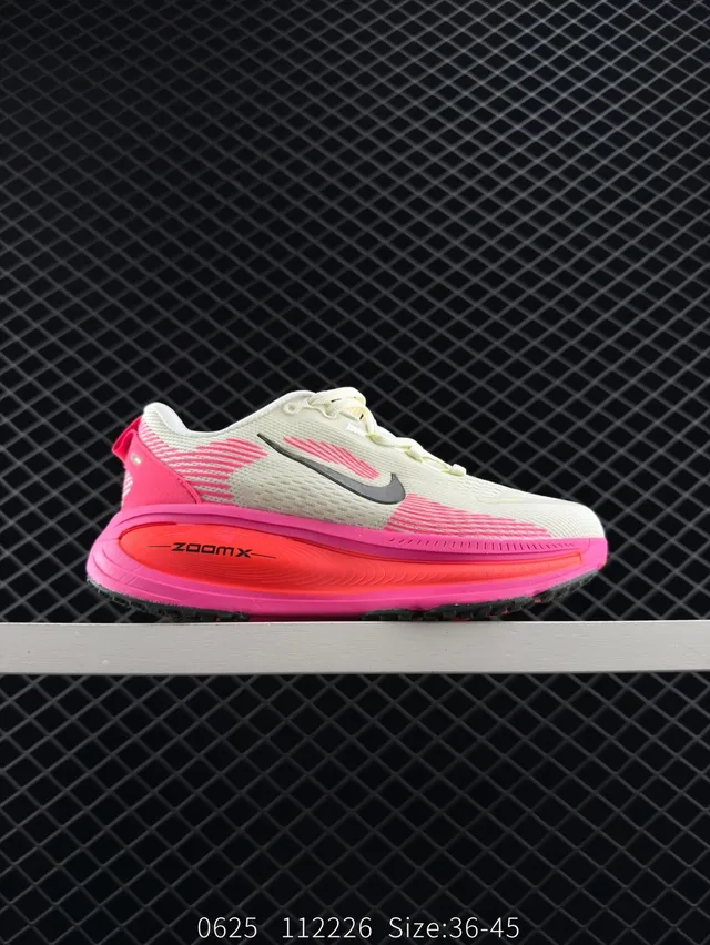 Nike ZoomX Beige Pink Parte superior de Knit Engineered Mediasola Gradient Tênis de corrida 6